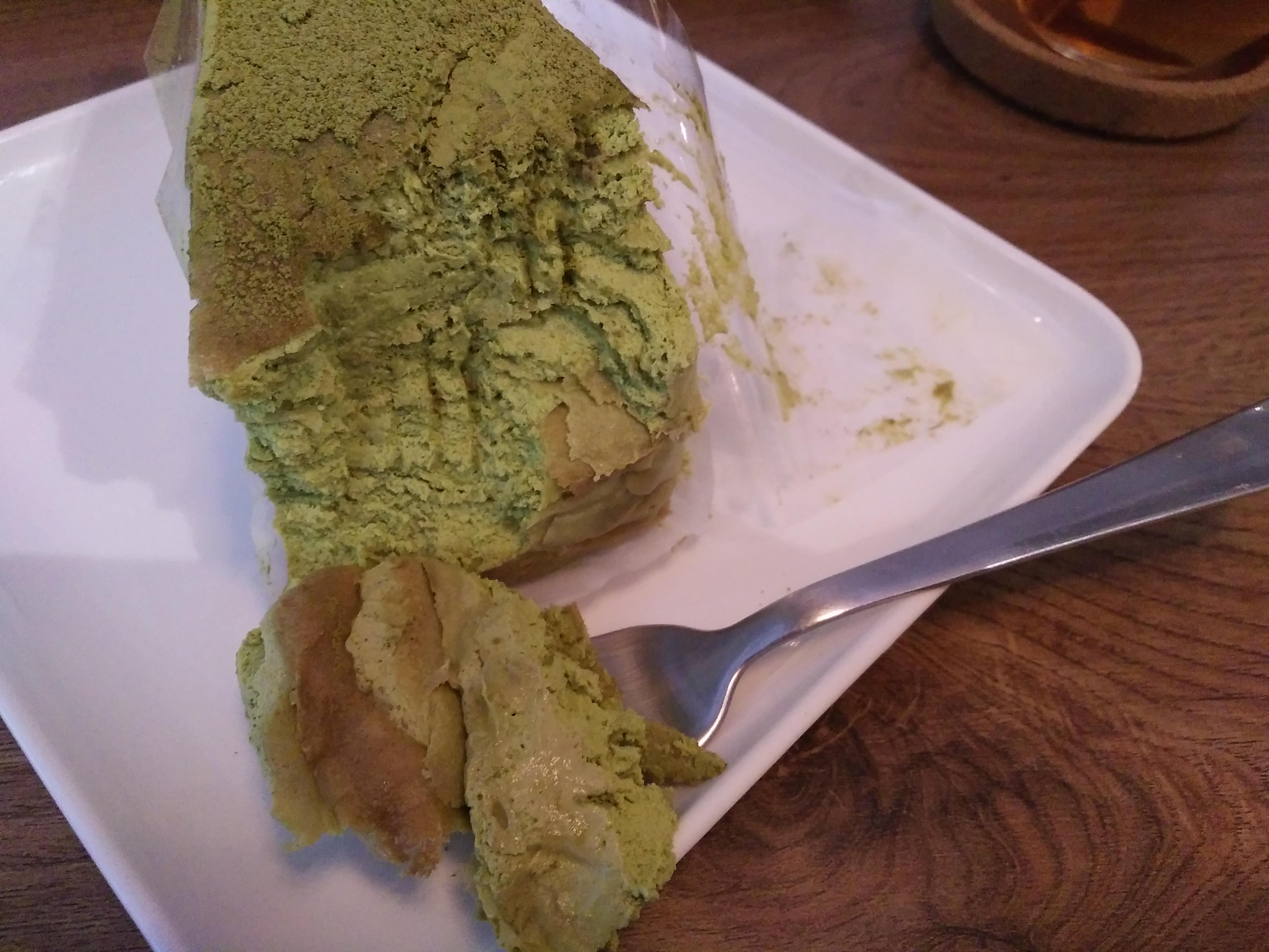 台北市南港昆陽站咖啡店 BOCY Patisserie & Bistro 寶希甜點好食光 治宇抹茶千層蛋糕